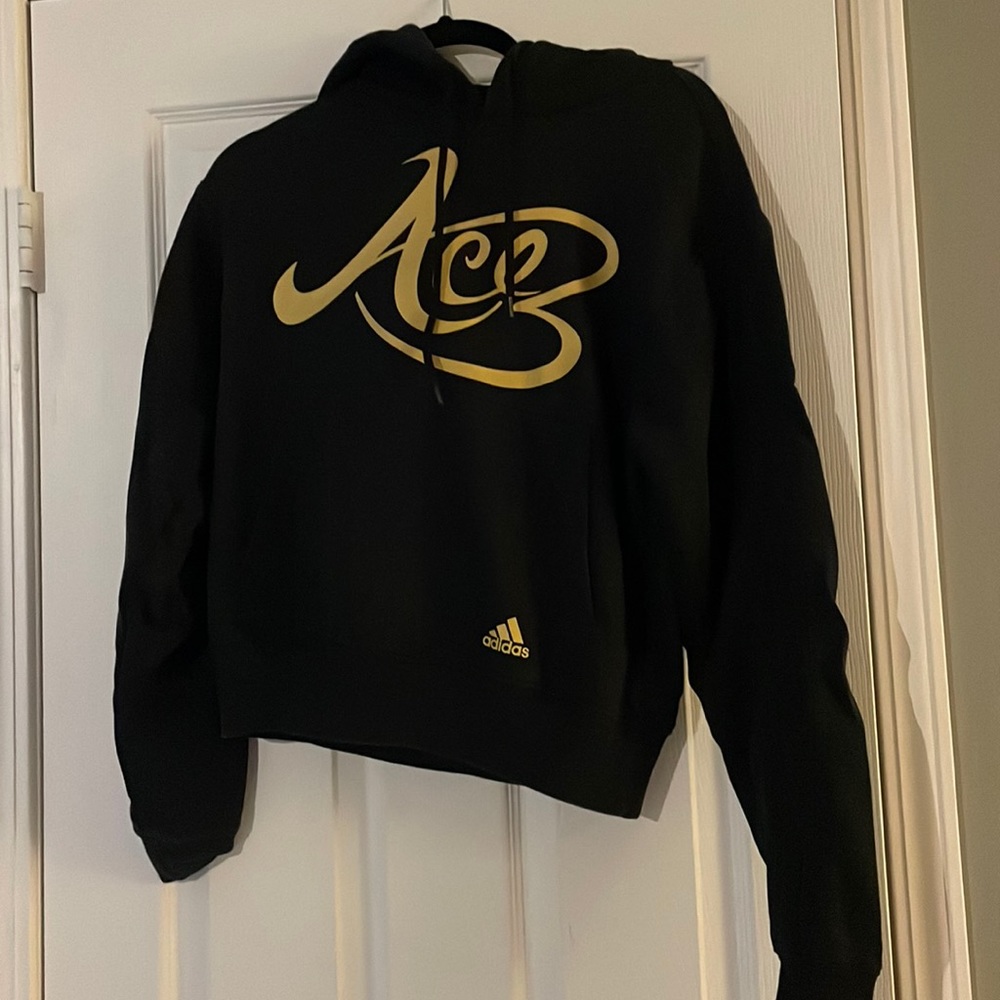 Addidas hoodie women’s xs